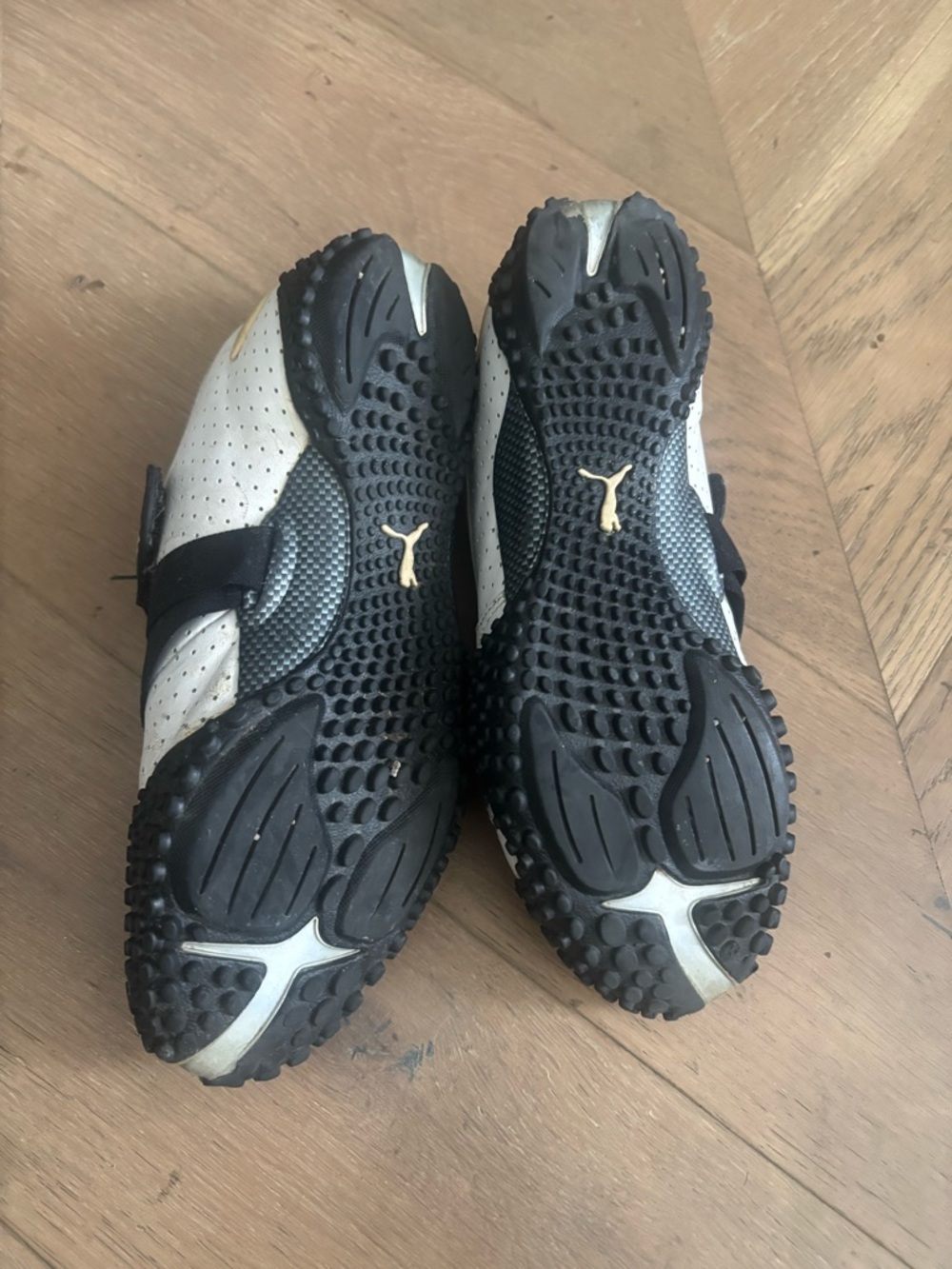 Puma Mostro Perforated Sneaker - Picture 2 of 6